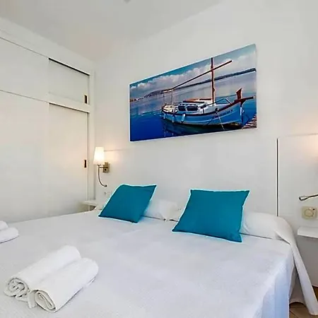Girasol Garden Superior 2-a Guest house