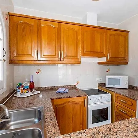 Girasol Garden Superior 2-a Guest house 3*